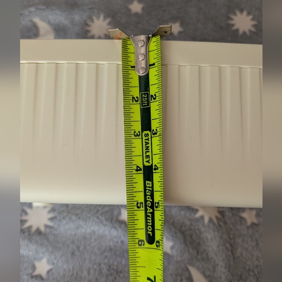 BRAND NEW Pet food storage container. - Picture 10 of 10